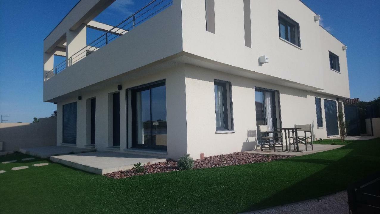 Sunrise Apartment Льокат Екстериор снимка
